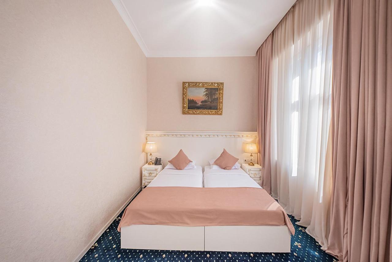 Vintage Hotel Tbilisi Exterior photo